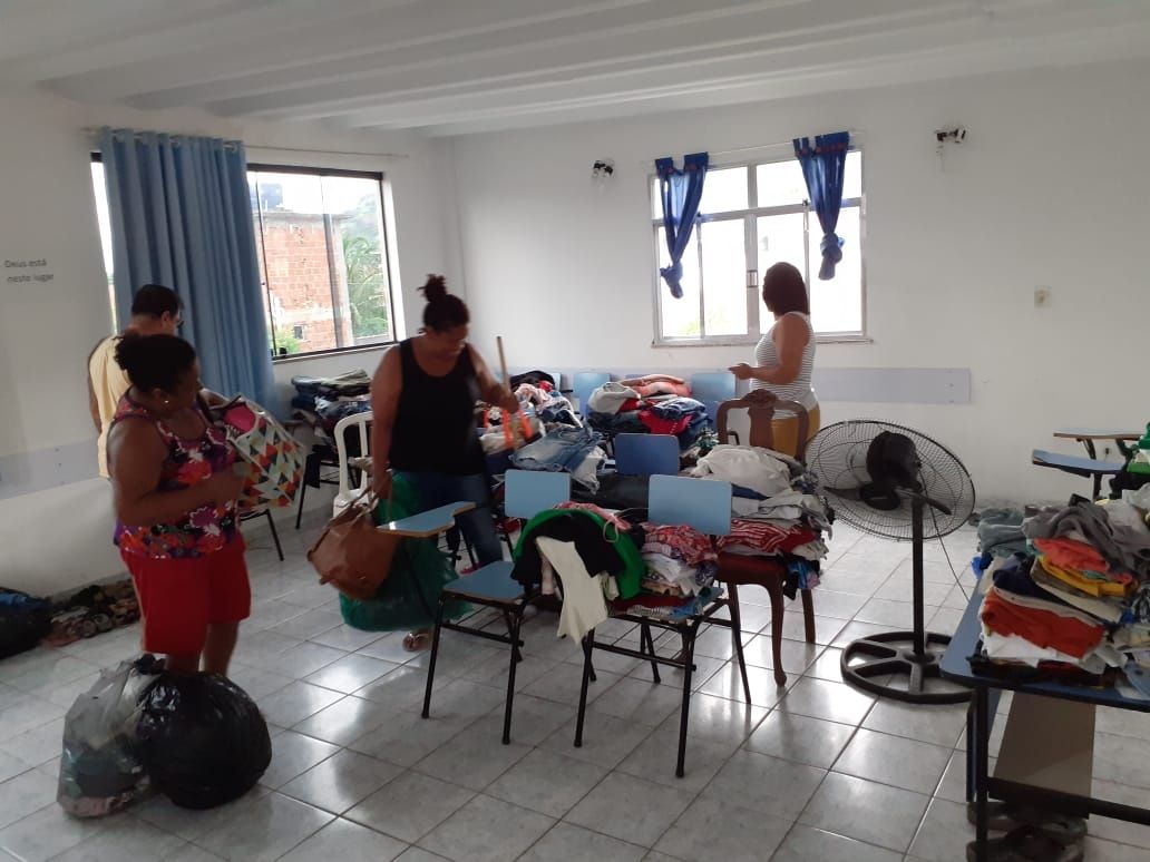 ESTAMOS ATENDENDO PESSOAS QUE AINDA NÃO SE RECUPERARAM DAS CHUVAS E PESSOAS QUE ESTÃO DESEMPREGADAS.